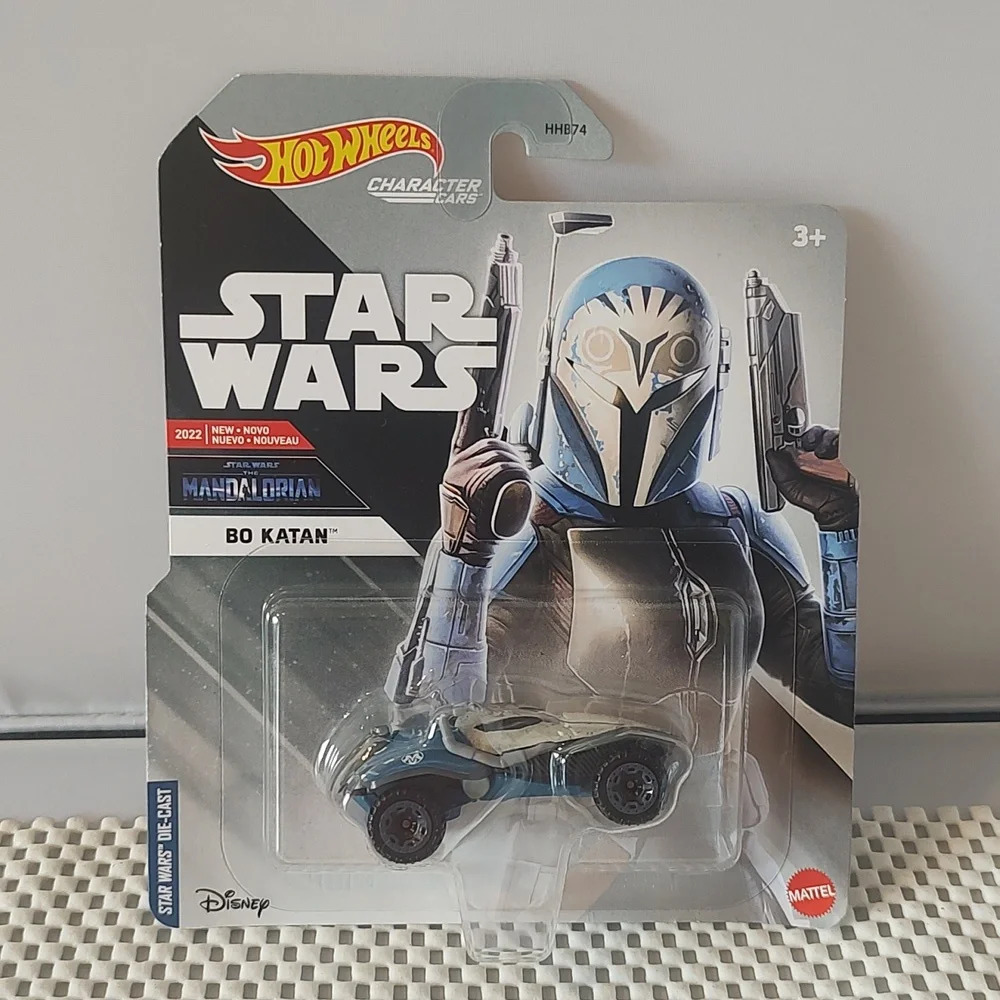 Hot Wheels Character Cars Star Wars Bo Katan Die-Cast Disney The Mandalorian